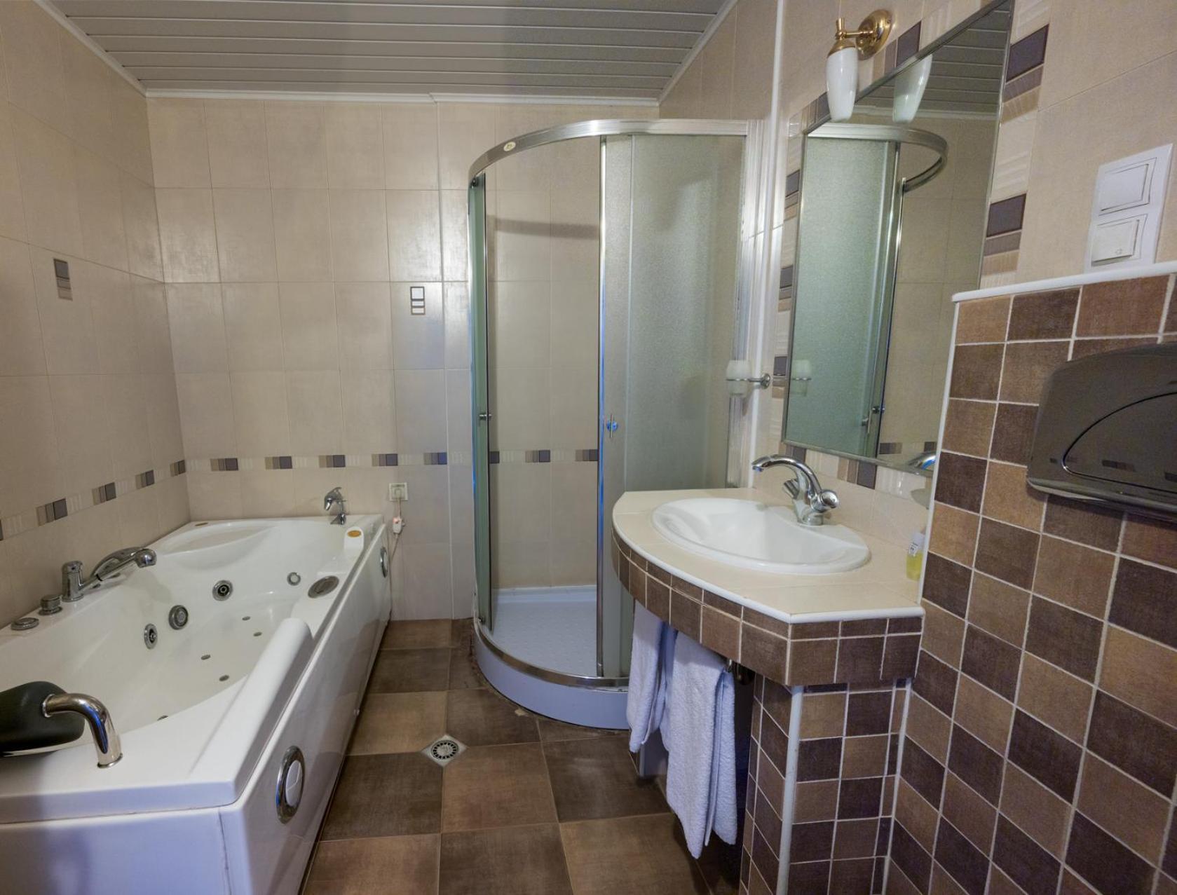 Family Hotel Lazur Kyustendil Luaran gambar