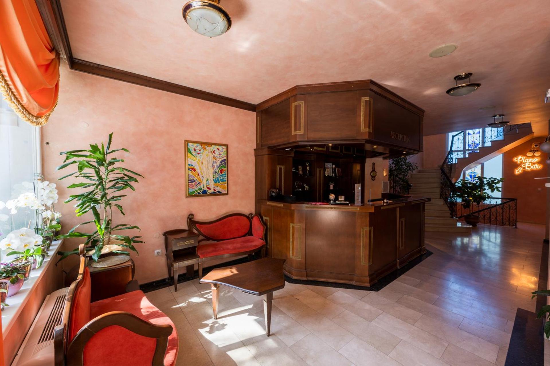Family Hotel Lazur Kyustendil Luaran gambar