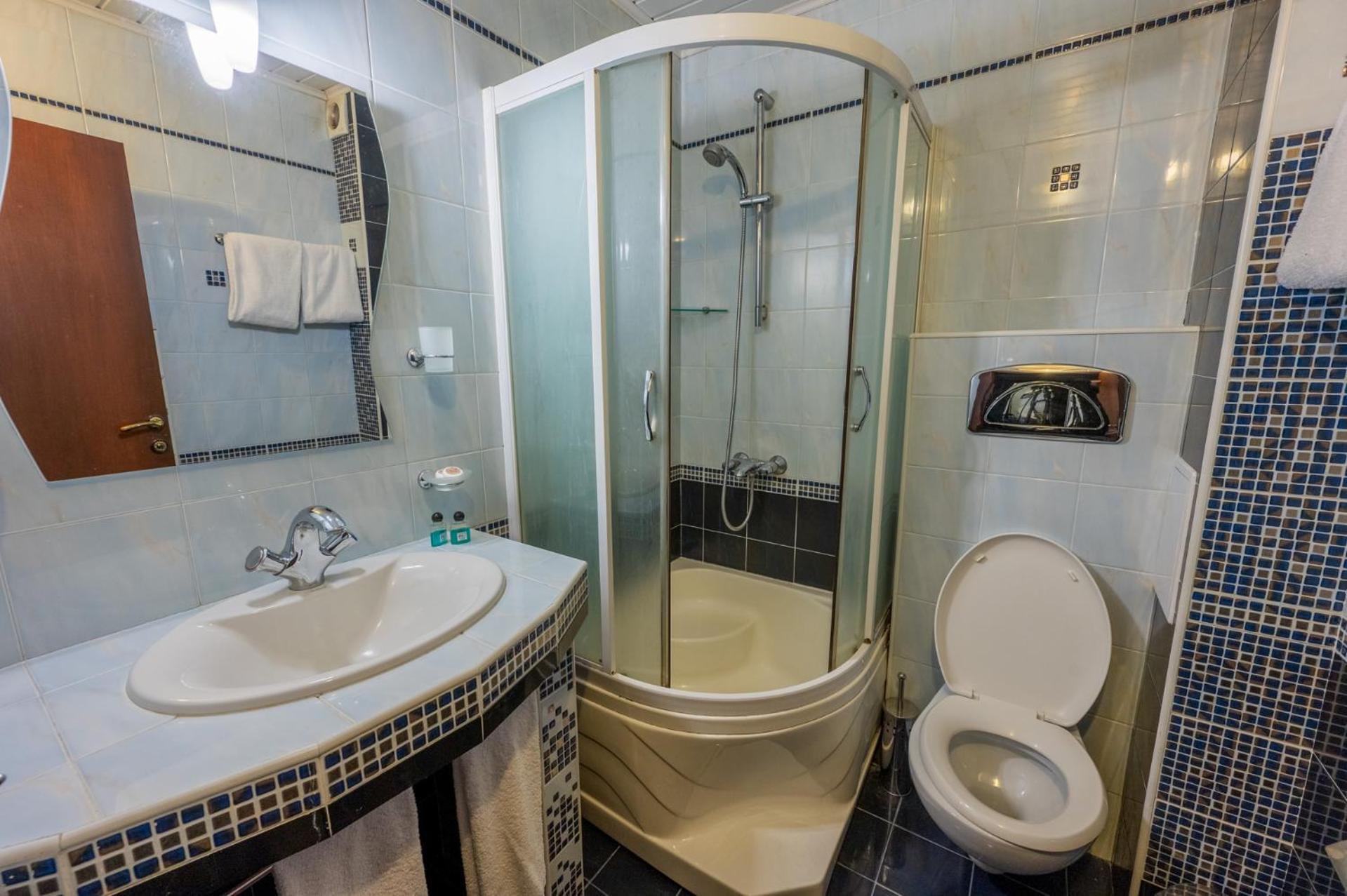 Family Hotel Lazur Kyustendil Luaran gambar