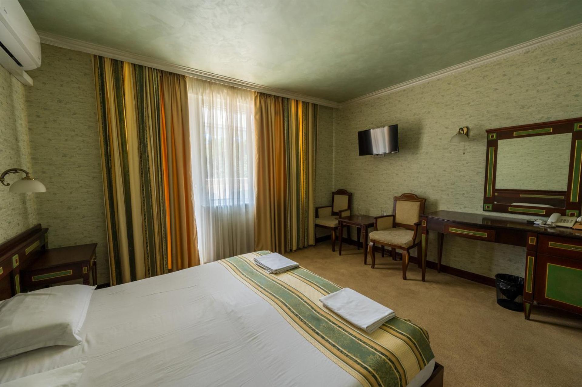Family Hotel Lazur Kyustendil Luaran gambar
